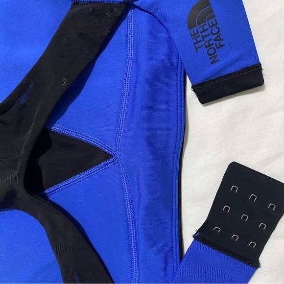 THE NORTH FACE Women’s Flash Dry Royal Blue Fitted Lightly Lined Sport Bra Sz L - Picture 7 of 11